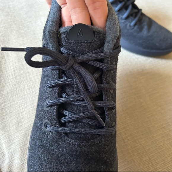 Allbirds Women's Wool Runner-up Mizzles Navy size 10 - Picture 3 of 8